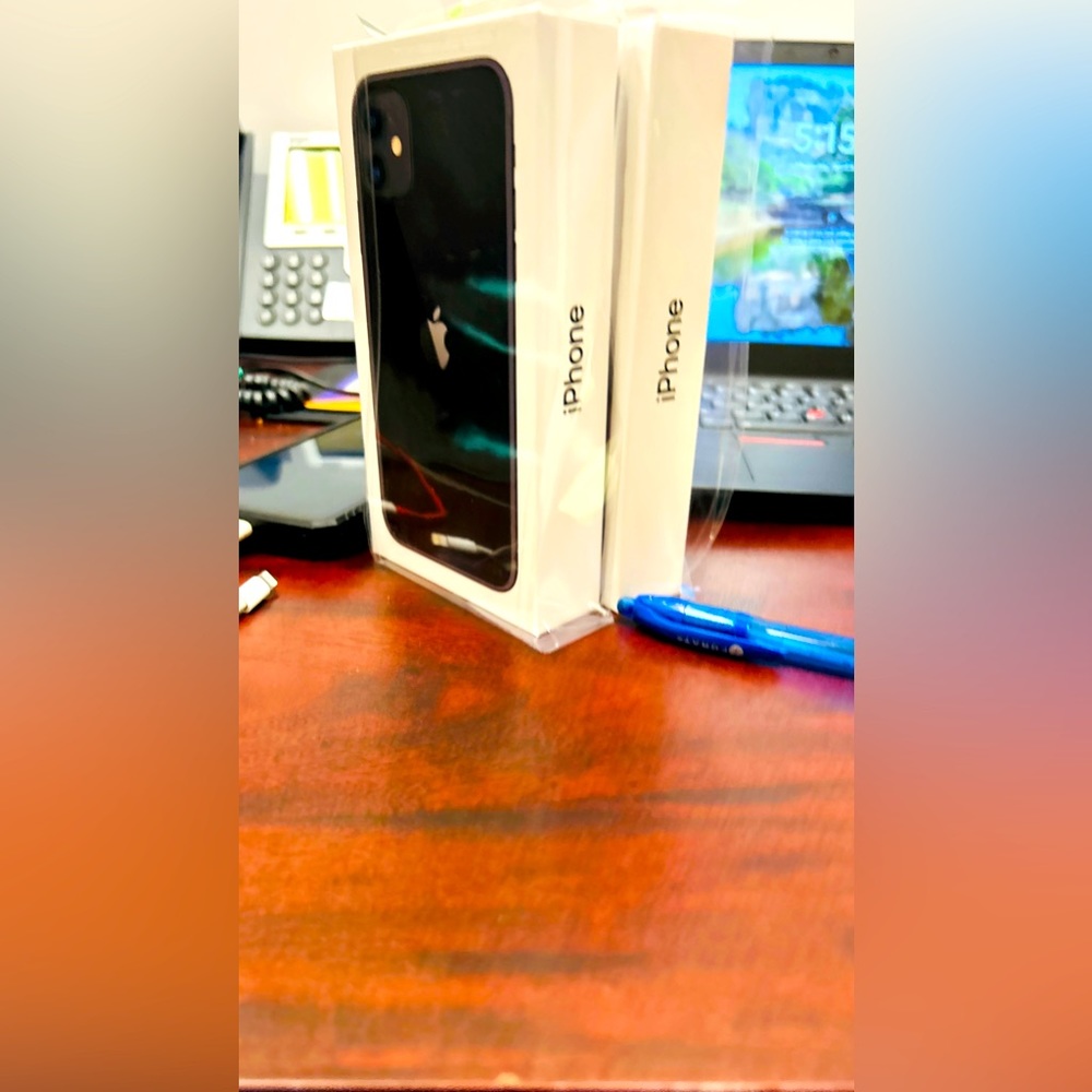 Apple iPhone 11 64GB Black (Metro PCS)